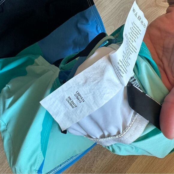 La Blanca One Shoulder One Piece Swimsuit - Picture 6 of 7